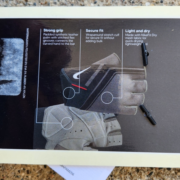 New Mens Nike multi purpose training gloves, XS - Picture 3 of 3